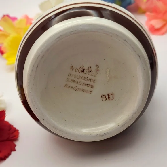 Weschler mini-jug, handmade, handpainted floral, vintage - Picture 6 of 6